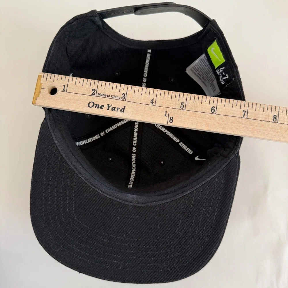 Nike Kids Snapback Hat Black White Logo Size‎ 4-7 Adjustable Cap Polyester